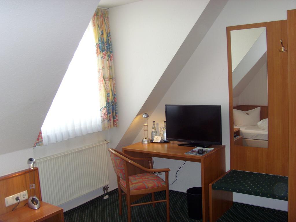Hotel & Restaurant Engel Herbertingen Δωμάτιο φωτογραφία